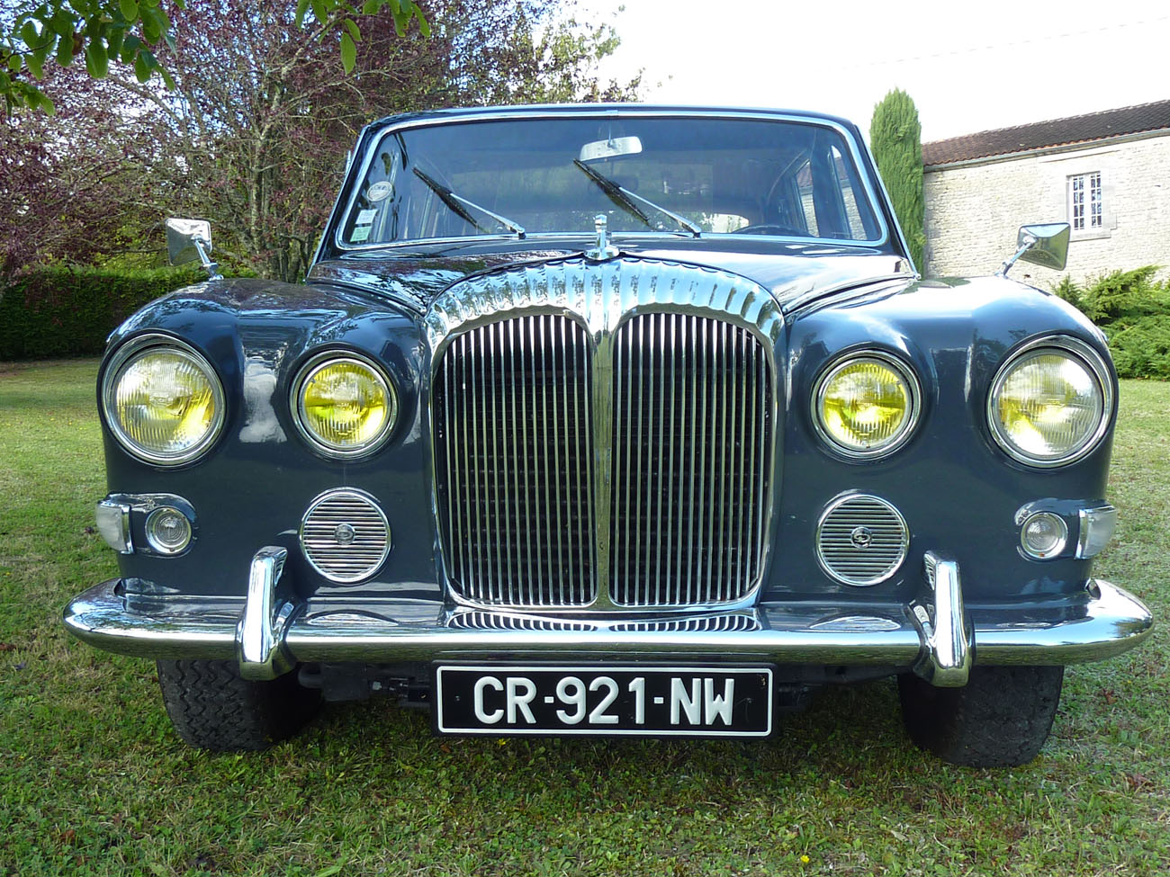 Daimler DS 420 (1968 à 1992)